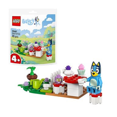 Disfruta de una divertida tarde de juego con Bluey y Quatschimax en la terraza. Prepara el té con la tetera, sirve un cupcake y coloca la silla de hongo, ¡luego riega las plantas del jardín! Un set pensado para estimular la creatividad y el juego imaginativo en los más pequeños.