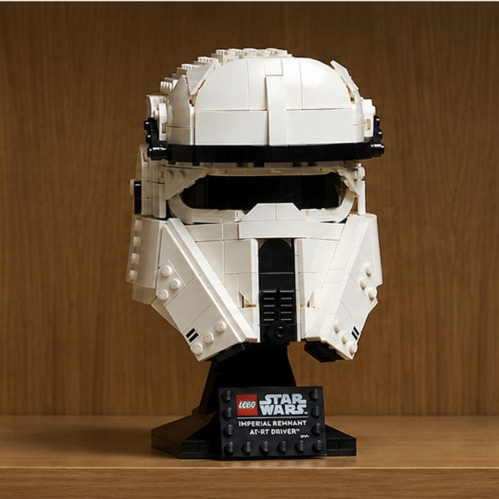 El lado más imponente del Imperio llega con el Casco de Piloto de AT-RT del Remanente Imperial