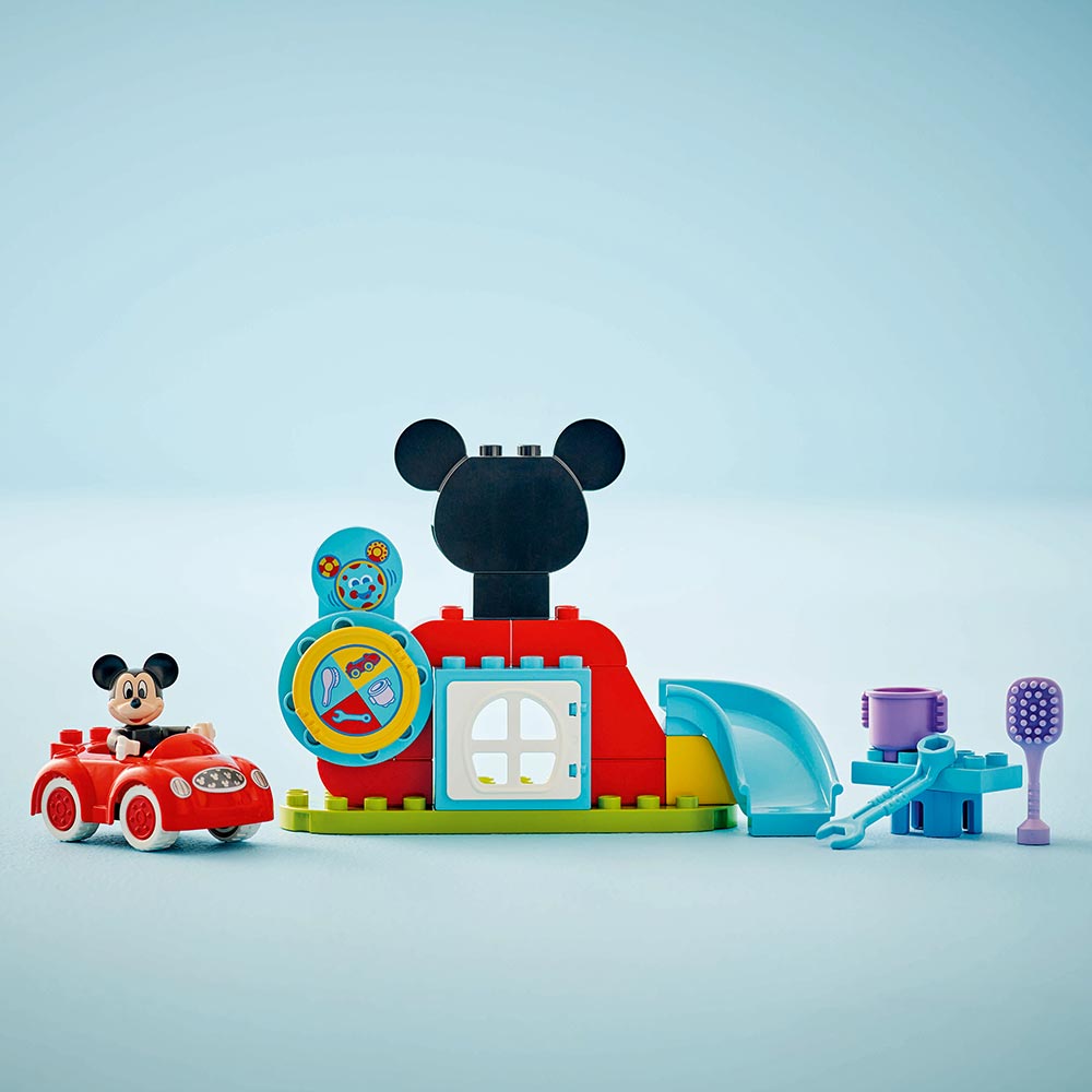 Casa y Auto de Mickey Mouse