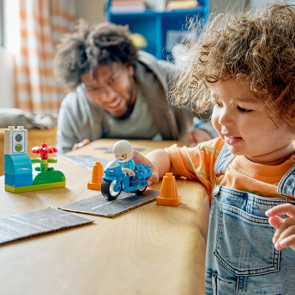 Moto de Policía Azul