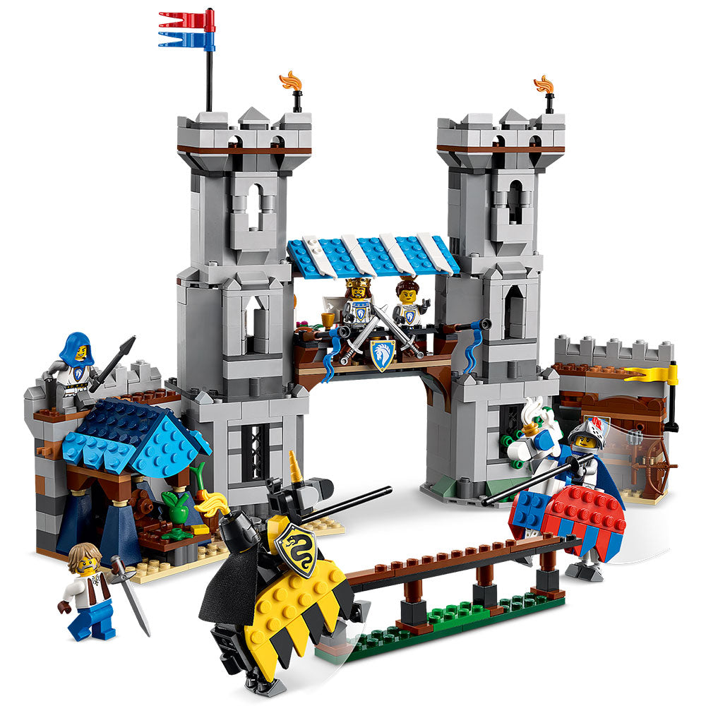 Castillo Medieval de los Caballeros del Corcel
