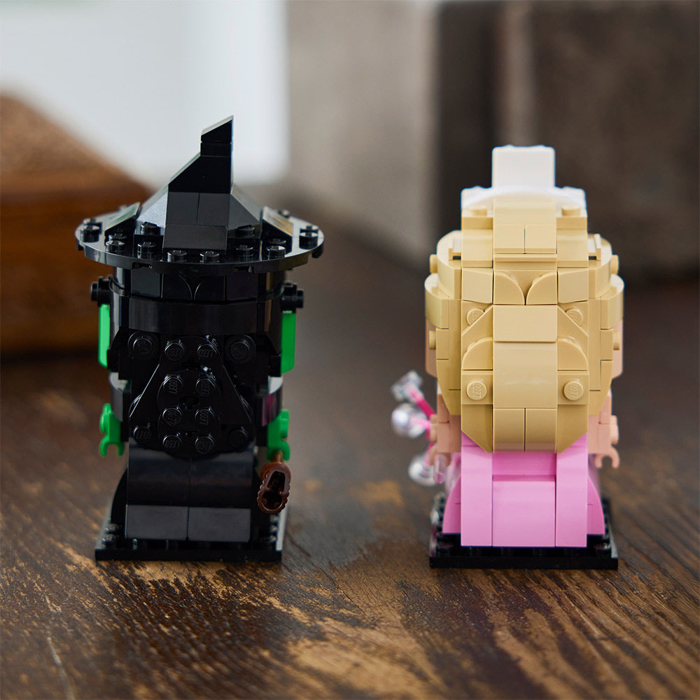 Figuras de Elphaba y Glinda