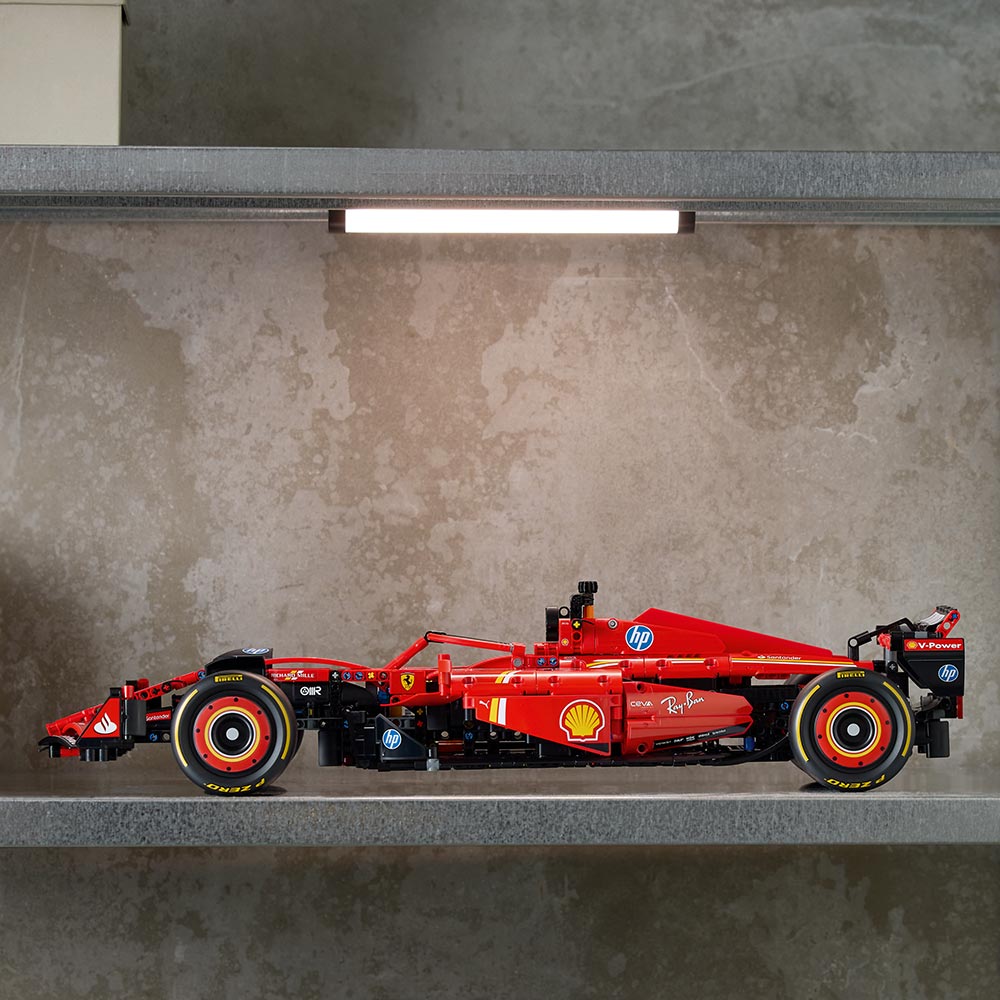 Auto Ferrari SF-24 F1