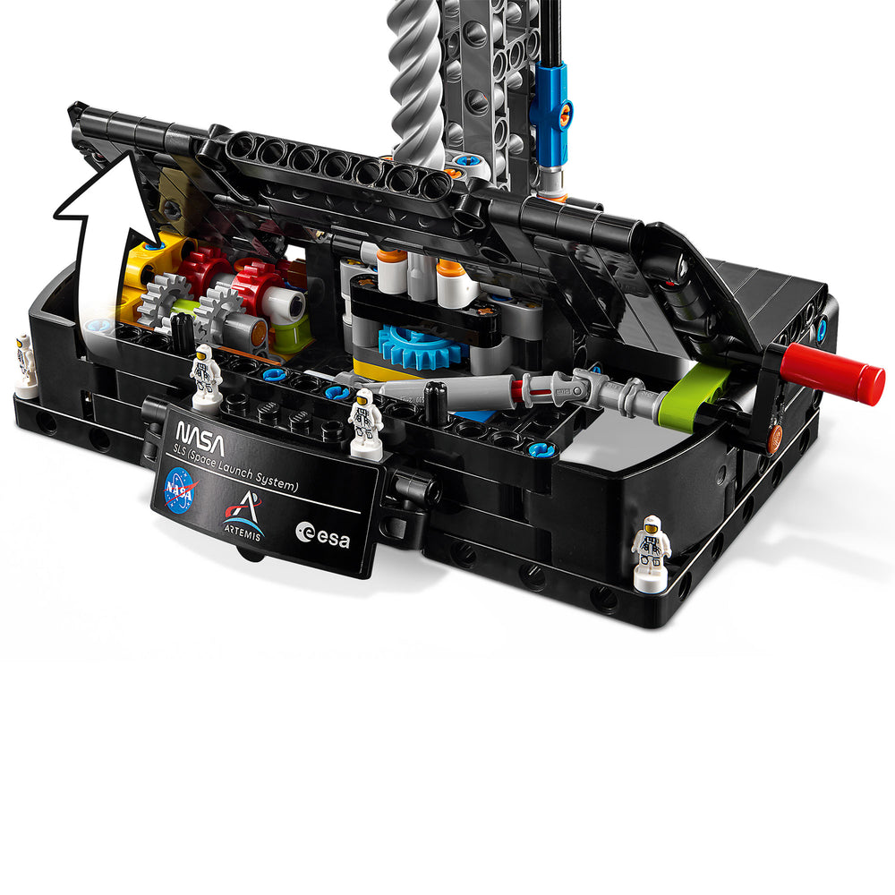 Cohete del Sistema de Lanzamiento Espacial NASA Artemis