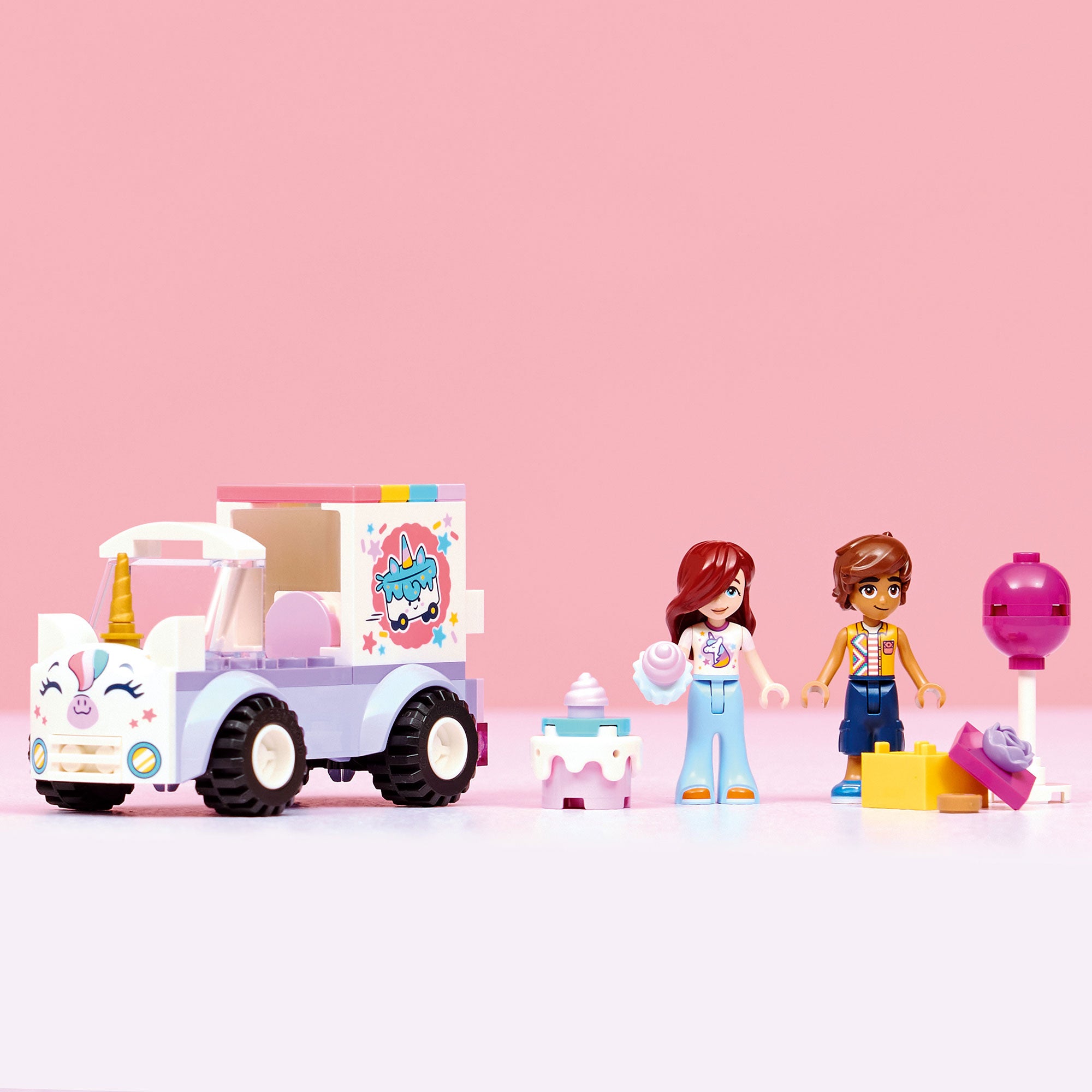 Auto-Unicornio de Reparto de Pasteles