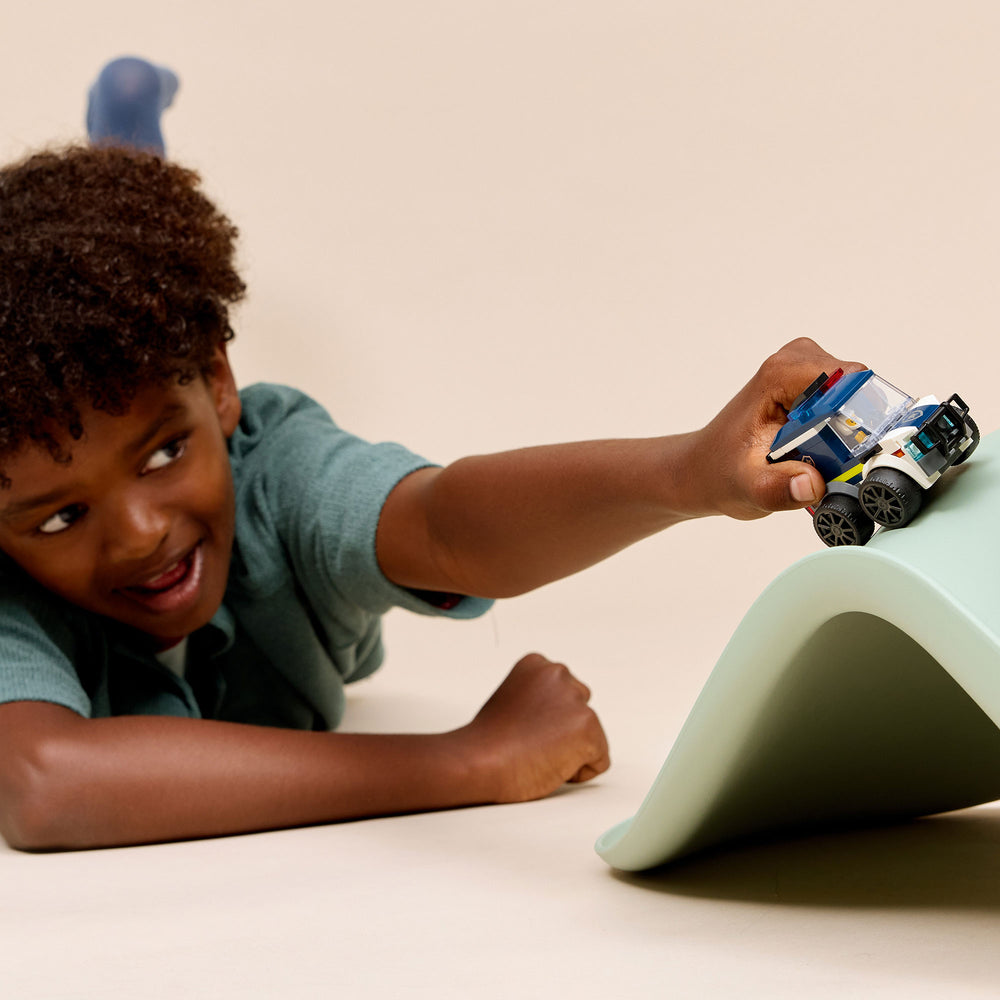 Vehículos: Furgoneta de Policía