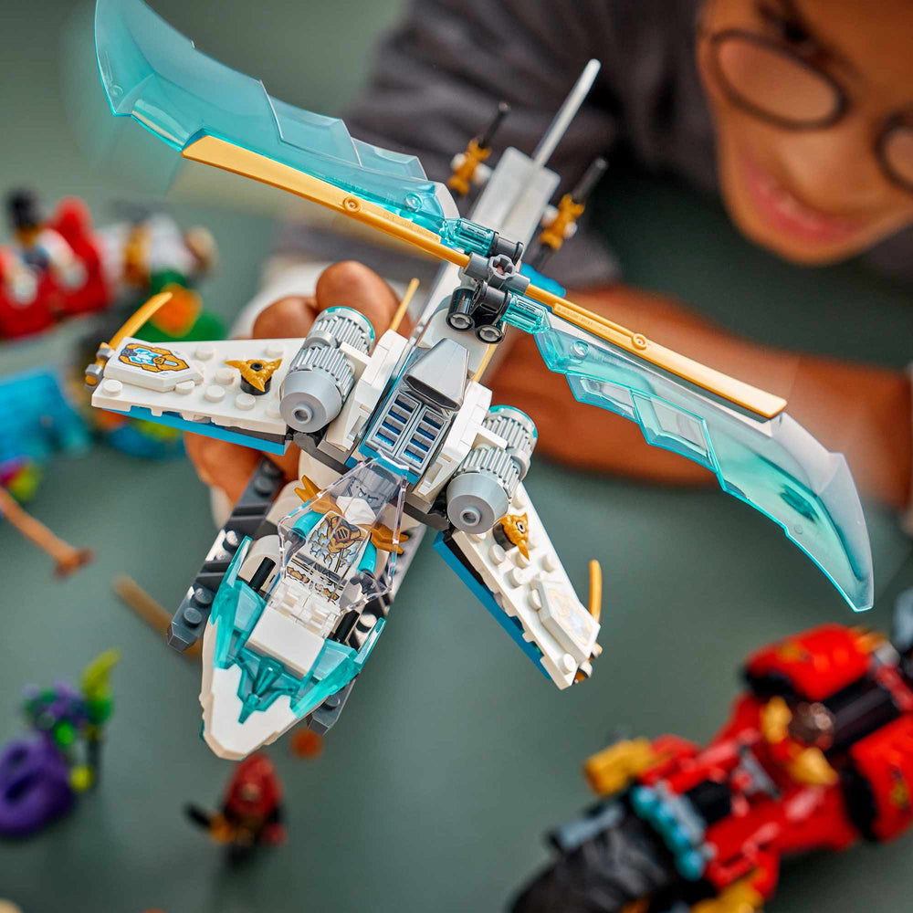 Batalla de Vehículos Ninja Junto a la Casa del Árbol