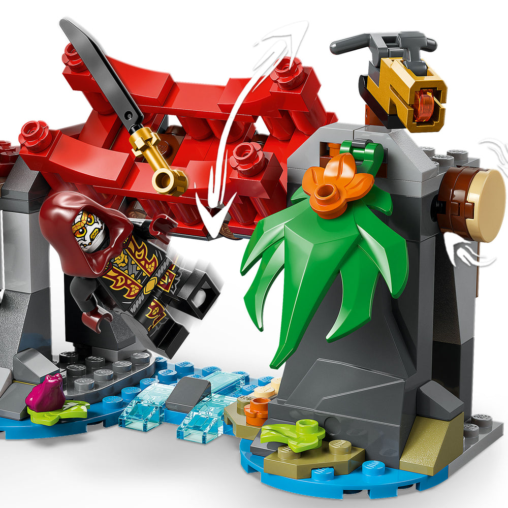 Batalla de Vehículos Ninja Junto a la Casa del Árbol