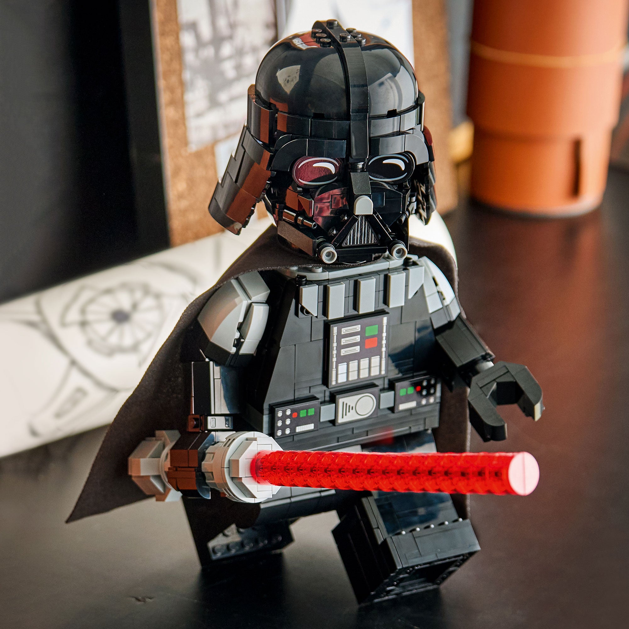 Minifigura Gigante de Darth Vader™