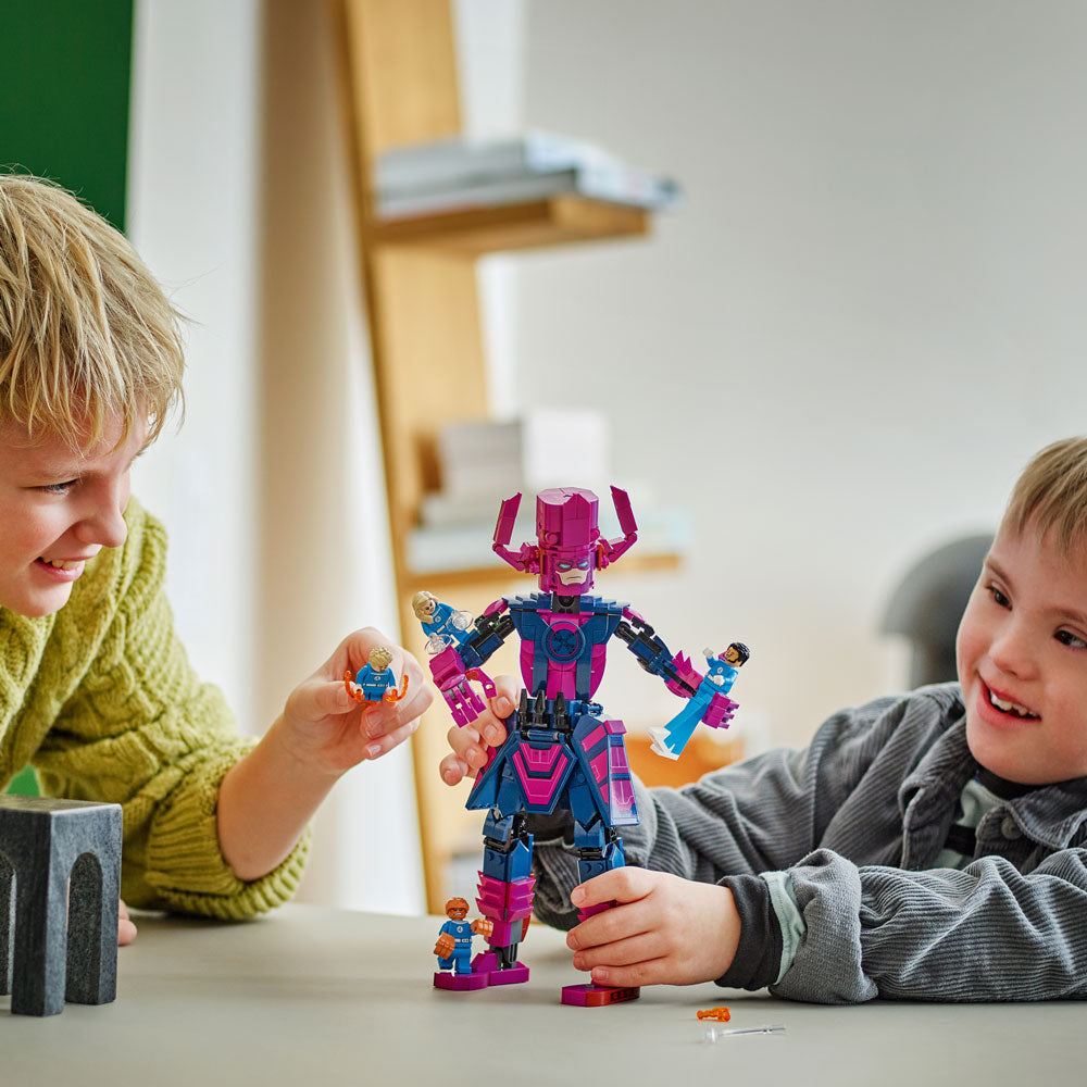 Cuatro Fantásticos vs. Figura para Construir de Galactus