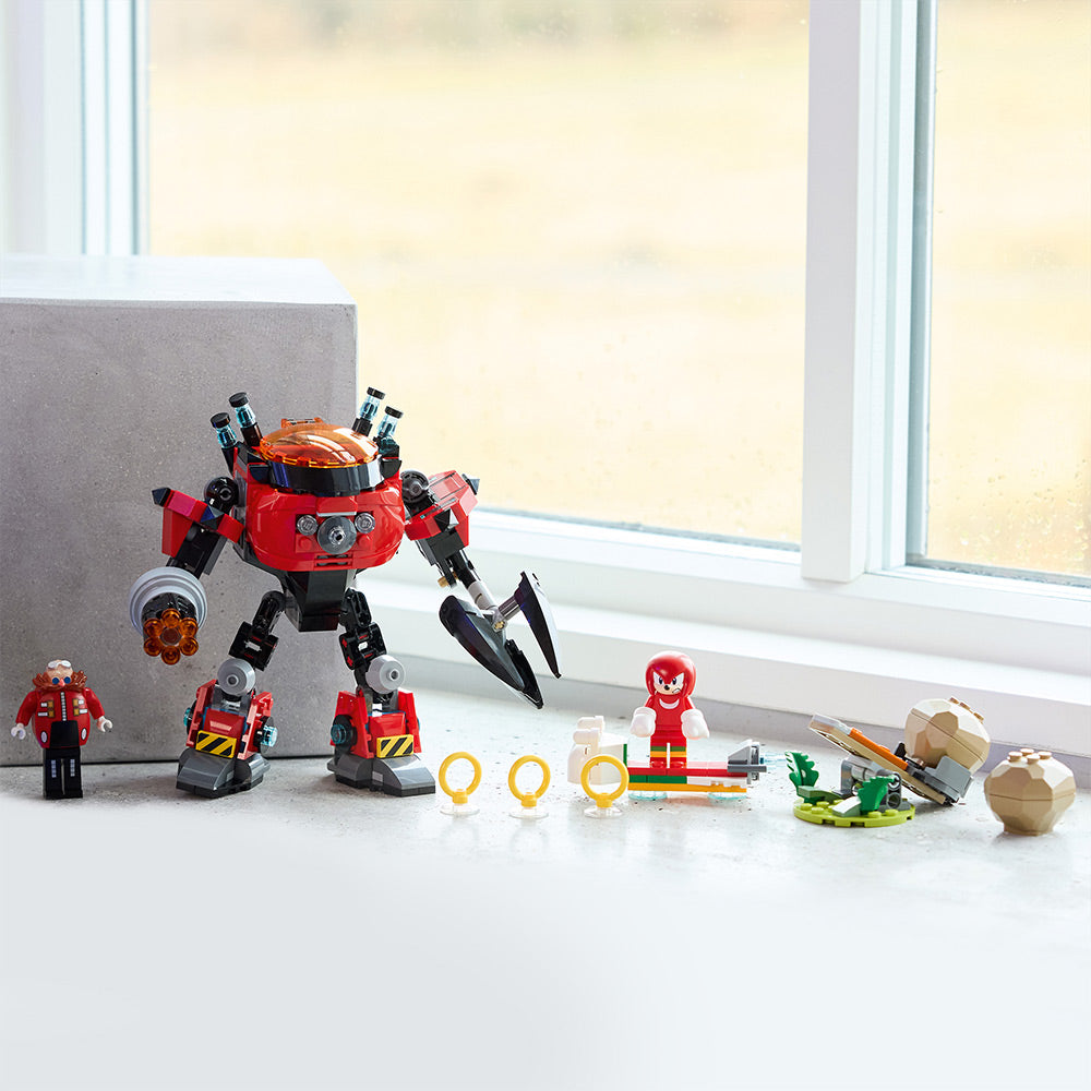 Knuckles vs. Mech Egg Crusher del Dr. Eggman