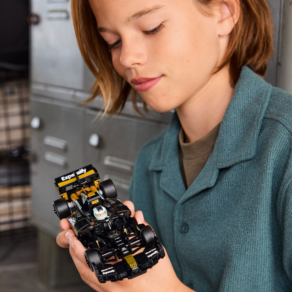 Auto de Carreras del Equipo APXGP de F1®: La Película