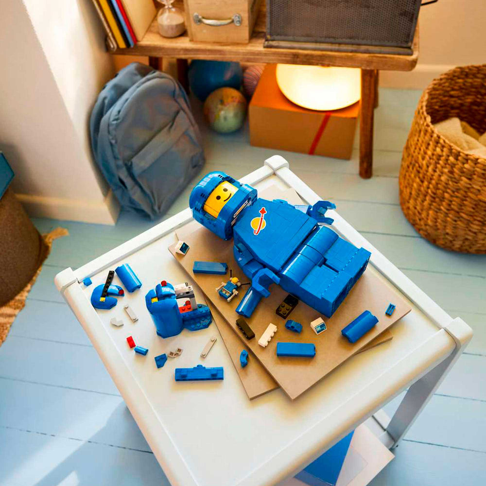 Minifigura Gigante de Astronauta Azul