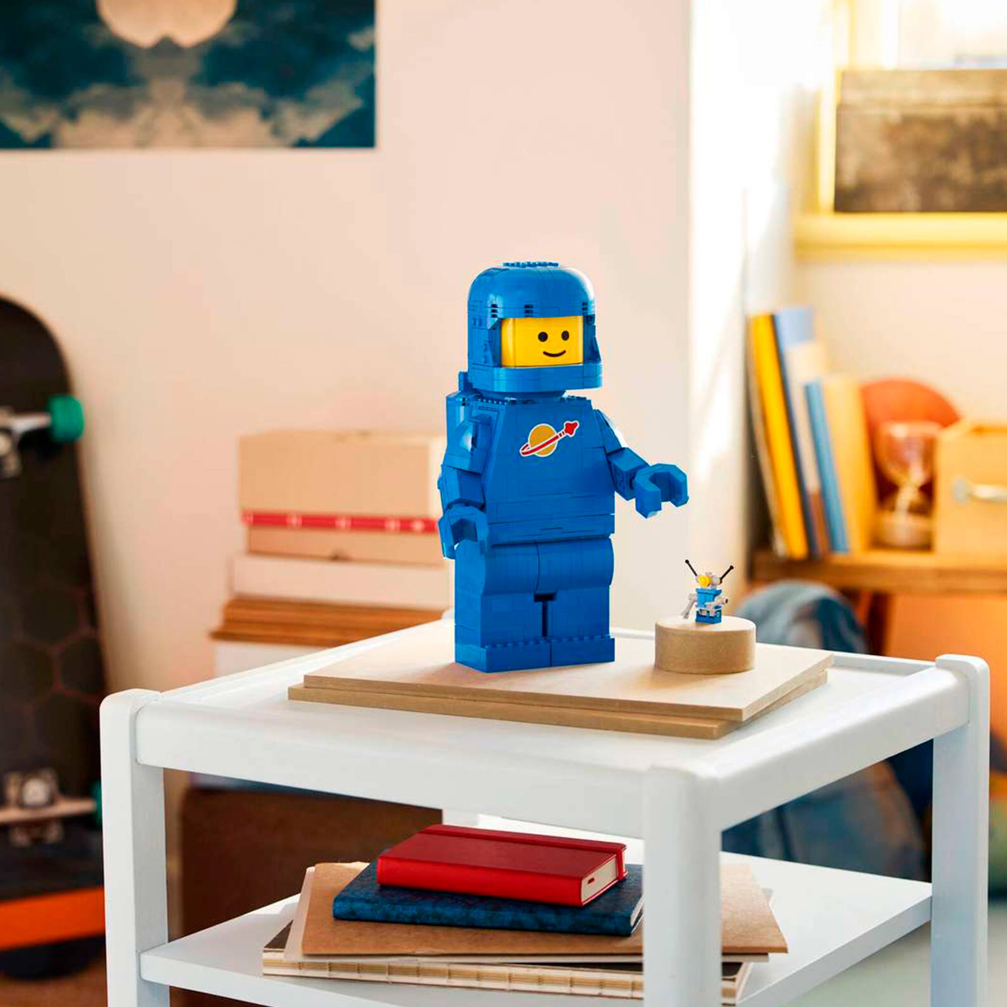 Minifigura Gigante de Astronauta Azul