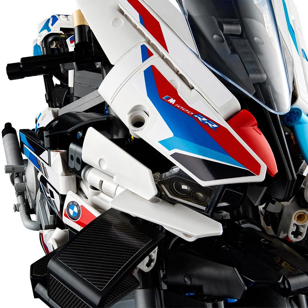 BMW M 1000 RR