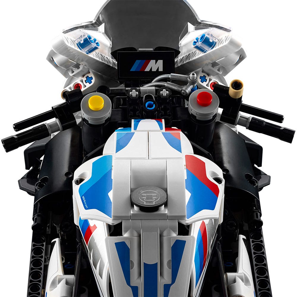 BMW M 1000 RR